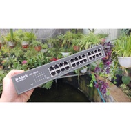 Dlink DES-1024A 24-port network switch