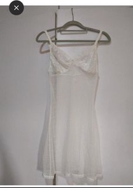 【大割價】  M62 全新歐洲入白色吊帶透紗睡衣 裙😄
