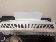 Yamaha 數碼鋼琴 - P105 /白色88鍵
