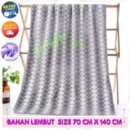 HANDUK MANDI DEWASA IMPOR  MICROFIBER PREMIUM MOTIF SALUR TINGGI.UKURAN 70 X 140 CMHanduk mandi dewa