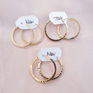 300 6K genuine gold carved gipsy earrings