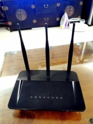 電子 ● D-Link DIR-809 無線 router 路由器 快速乙太網路 雙頻（2.4 GHz / 5 GHz） 黑色