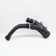 Suitable For BMW F01 F02 E71 N54 Air Pipe Fittings 13717582312