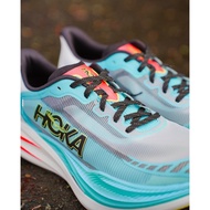 H&K Cielo X1 2.0 running shoes are super lightweight and effectively absorb shock. 0G0P