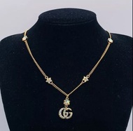 Gucci項鍊 花花星星古金色調金屬仿水晶雙G項鍊款式 necklace