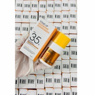 Glowing sunscreen 35+