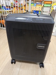 american tourister 20寸行李箱