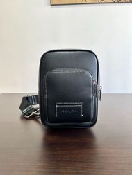 💜COACH 蔻馳 CA071 WEST 牛皮 男款 斜挎背包 胸包Cowhide Men's Crossbody Bag