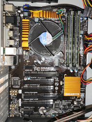 i7 4770 CPU 四核八緒   技嘉 GA-H97-D3H 有擋版