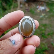 HIJAU Natural green biased grape ring