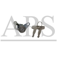 TOYOTA AE100 CYLINDER DOOR WITH 2 KEYS