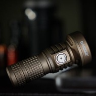 Manker MC13II SFT40 USB-C 18650/18650 電筒 沙色限量版 MC13 II