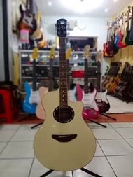 Yamaha APX500II VWH original second mantap