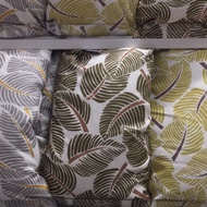Kaison Leaf Back Pillow