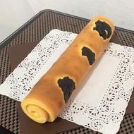 Lapis Cake Roll Prunes Taste  - 1 x Large Roll of 30cm  Kue Lapis Roll Original &amp; Prunes Cake Lapis Kueh Lapis Kue Lapis Gulung Swiss Roll Lapis Roll, Cake Delivery, Nyonya Cake, Butter Cake