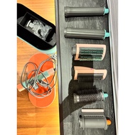 Dyson Airwrap (6attachments)