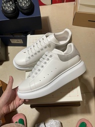 Alexander McQueen 灰尾小白鞋