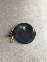 【日本直送 名牌中古包】PRADA 普拉達 黑色錢包 Saffiano 皮革 圓形 零錢包 vintage