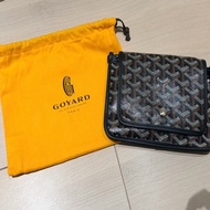 GOYARD Plumet Pocket 翻蓋斜背信封包 黑色