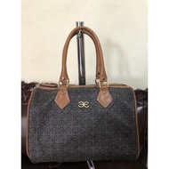 Preloved Esquire Bag Tube