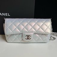 Chanel/香奈兒 人魚姬幻彩眼鏡包 31開