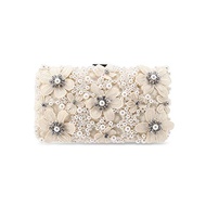 UK Dorothy Perkins [Dorothy Perkins] Dearmante &amp; Pearl Lace Floral Clutch Bag with Chain