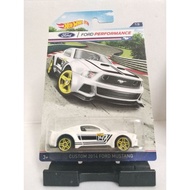 Hot Wheels Custom 2014 Ford Mustang - Samll Wheel Rim ERROR
