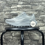 ALO RUNNER DARK GREY SHOES