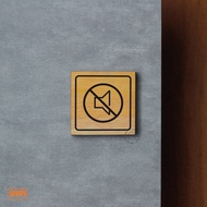 INPI HOUSE Signage Quiet Zone - No Noise Sign - Wood 8x8cm