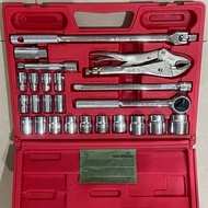 25-piece Socket Wrench Set 1/ 2 Pieces Irwin includes Locking Plier Irwin