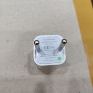 Usb adapter/USB Charger, 1 input 5V 1A