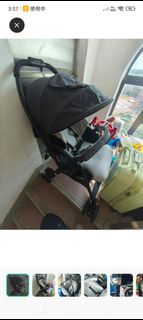 Combi Neyo 單手收車 雙向bb車