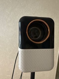 Portable Projector with Screen