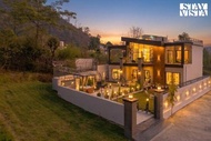 StayVista's AVASAA - The House In The Wild - 4BHK with Mountain View & Jacuzzi