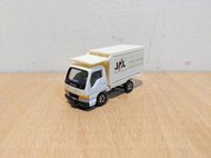 ~ 阿開王 ~ Tomica 83 Isuzu ELF JAL 五十鈴 日本航空 空廚餐車 四代標 1/64