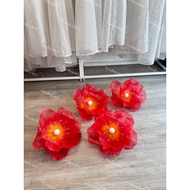 Giant flower [Giant chiffon flower head color as pictured]