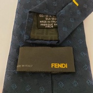 FENDI ZUCCA 深藍色中古呔