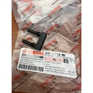 5YP SPARK 135i STANDING RUBBER