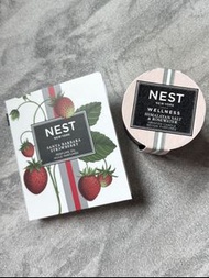 Set of 2 件套： NEST New York Santa Barbara Strawberry Perfume Oil 1.5ml 香水 & Wellness Himalayan Salt &