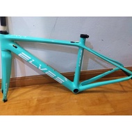 Elves Avari XS SIZE 41 carbon road bike frameset last display unit clearance