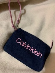 Calvin Klein 牛仔粉紅螢光小手拿包