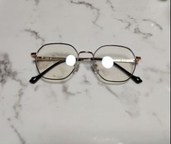 1 金黑 文青 斯文 復古  不規則 alloy titanium  款 多邊形 眼鏡 眼鏡框 超輕 中性 unisex 男 女 均可 X 無品牌 X no brand TVR Beams 平光 藍光