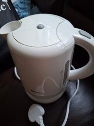 樂信電熱水壺1.5L