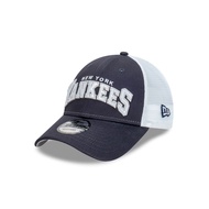 New Era หมวกรุ่น New York Yankees Arch Navy 9Forty Trucker Cap