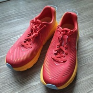 Hoka Rincon 3 95% New 馬拉松 $1,098