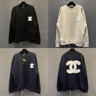 Chanel 23秋冬 胸前背後大標毛巾繡圓領衛衣