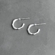 (stud earrings) : CORAL HOOP STUD EARRINGS SILVER 925 / ต่างหูเงินแท้ ต่างหูปักก้านเงินแท้ | YOUR WI