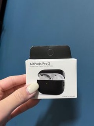 Air pods pro2保護殼（附掛繩）