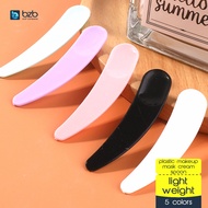 Mini Curved Cosmetic Spatula Spoon Plastic Makeup Mask Cream Scoop Skincare 面膜刮板 Pengikis Kosmetik