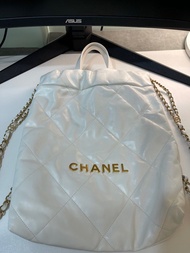Chanel 22雙肩包
